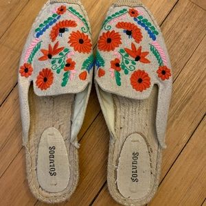 Soludos Ibiza Slip on Floral Mule Shoes